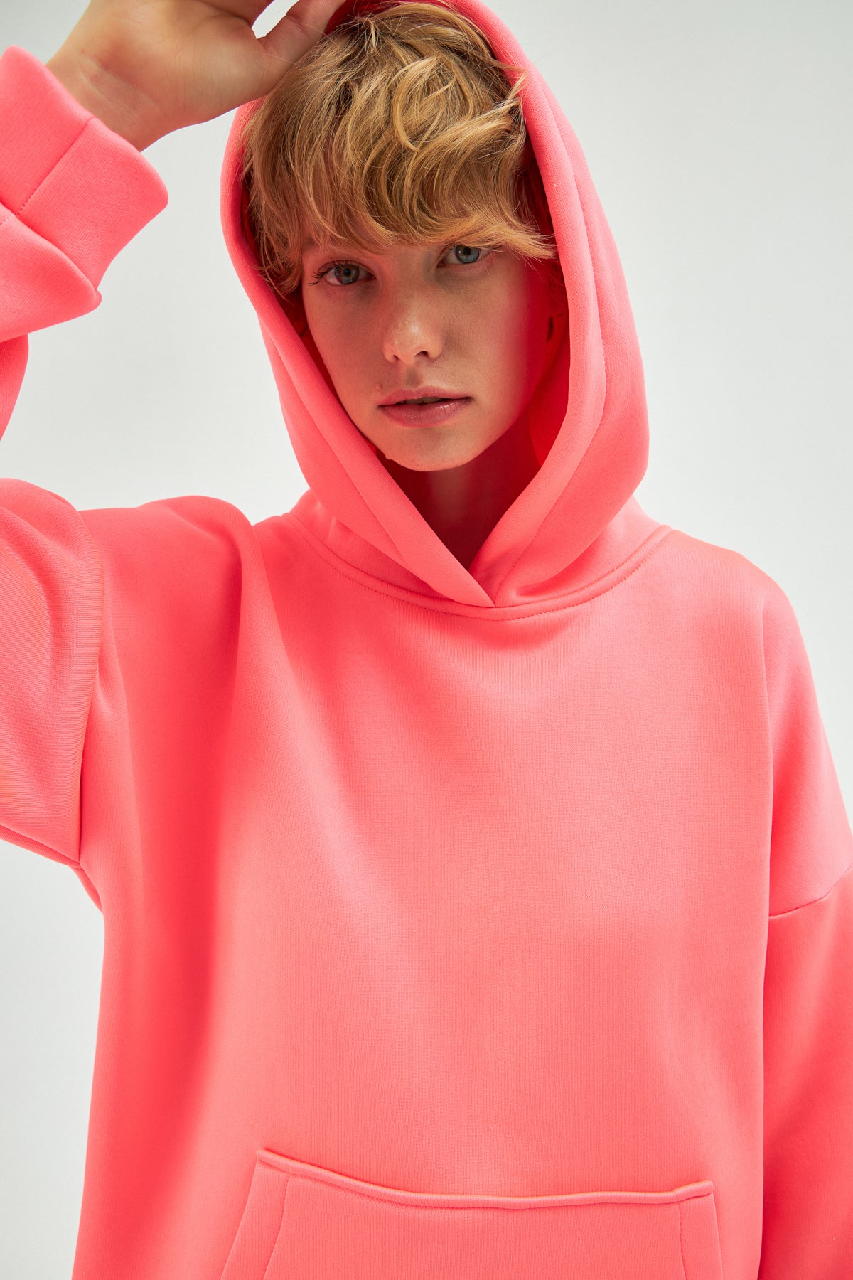 MUNI MUNI - Oversize Neon Hoodie - neon pink
