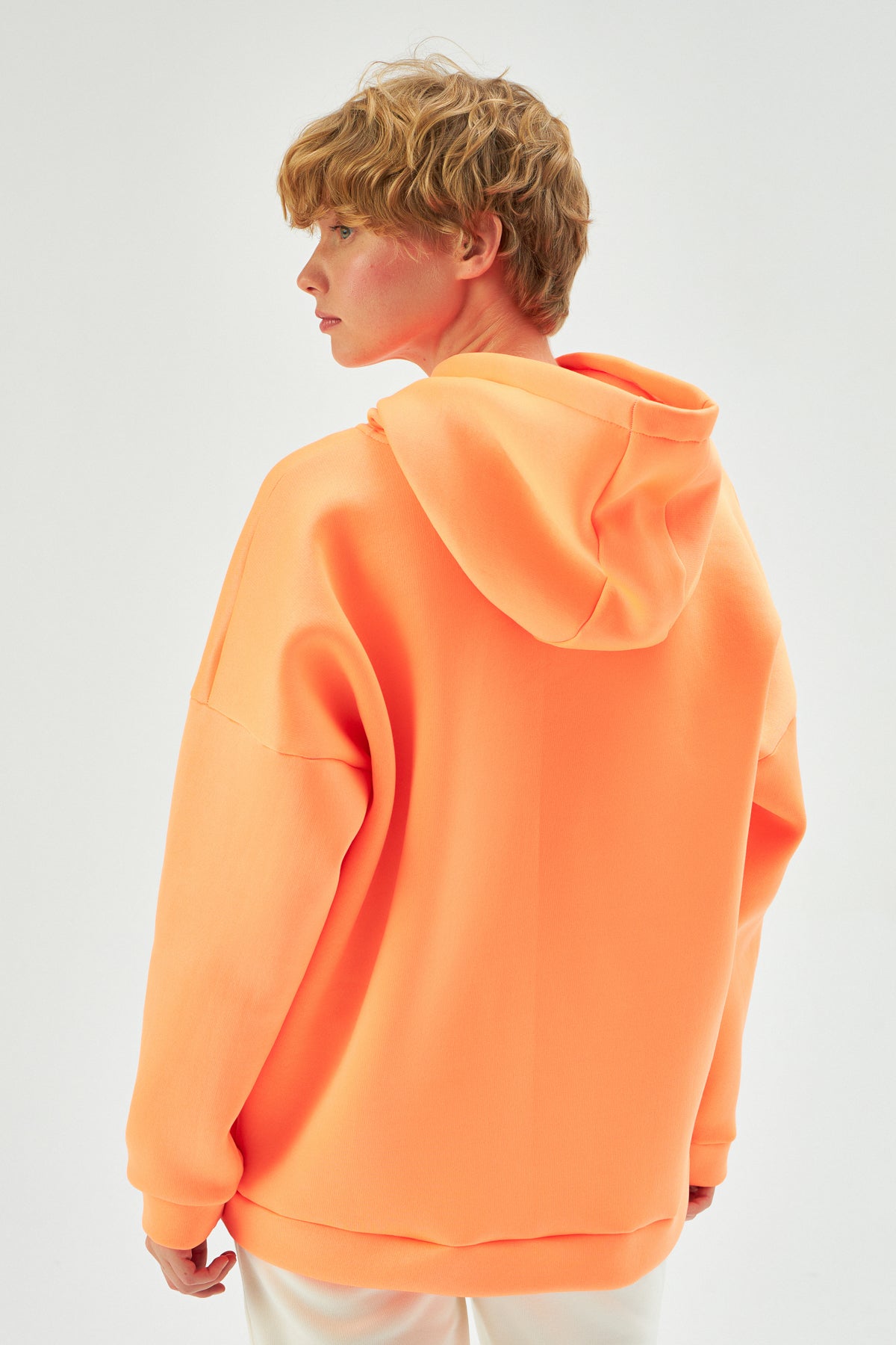 MUNI MUNI - Oversize Neon Hoodie - orange