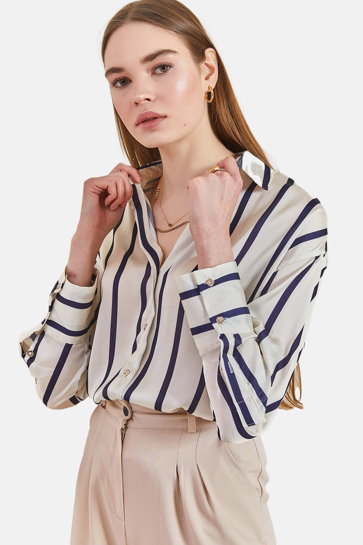 Herita Women's Cuff Sleeve Striped Satin Shirt