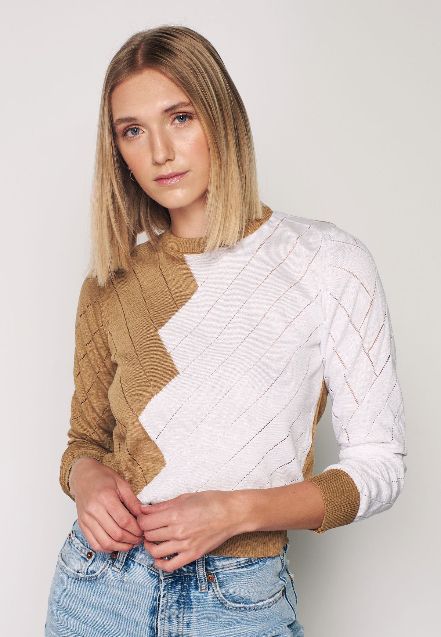 Double Color Long Sleeve Pullover - White & Brown