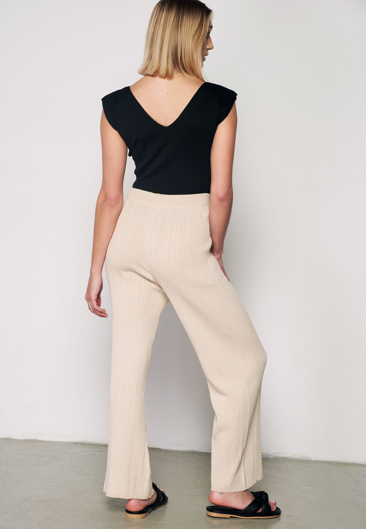 Comfortable Trouser with Elastic Waistband