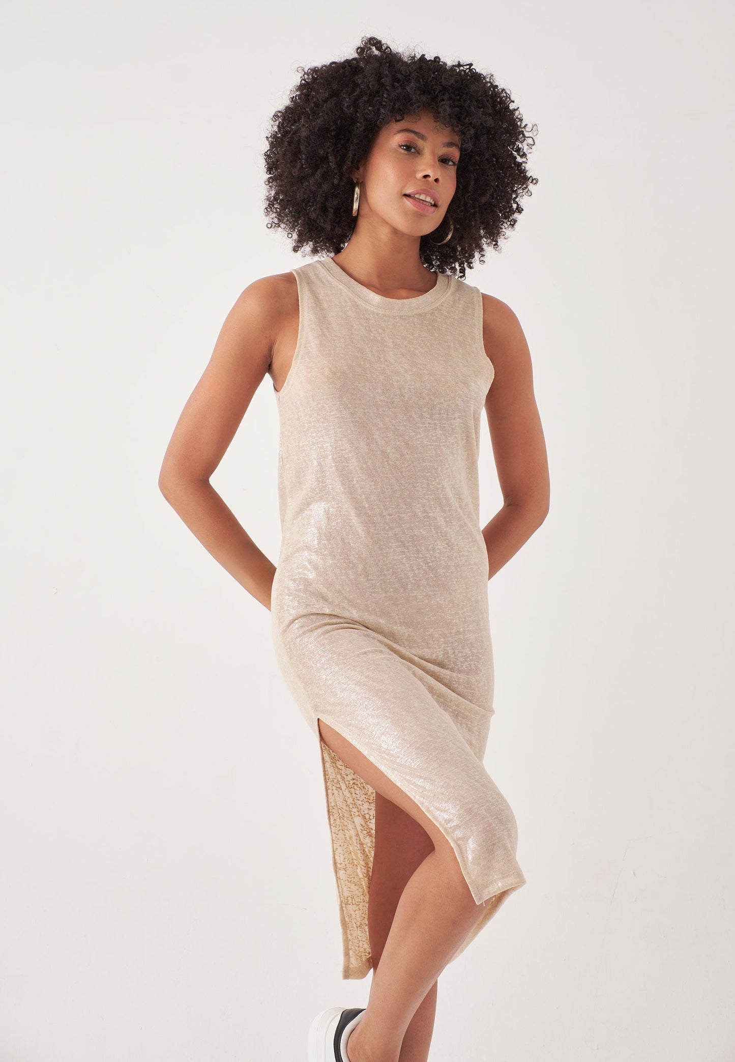 Shimmering Short-Sleeved Party Dress