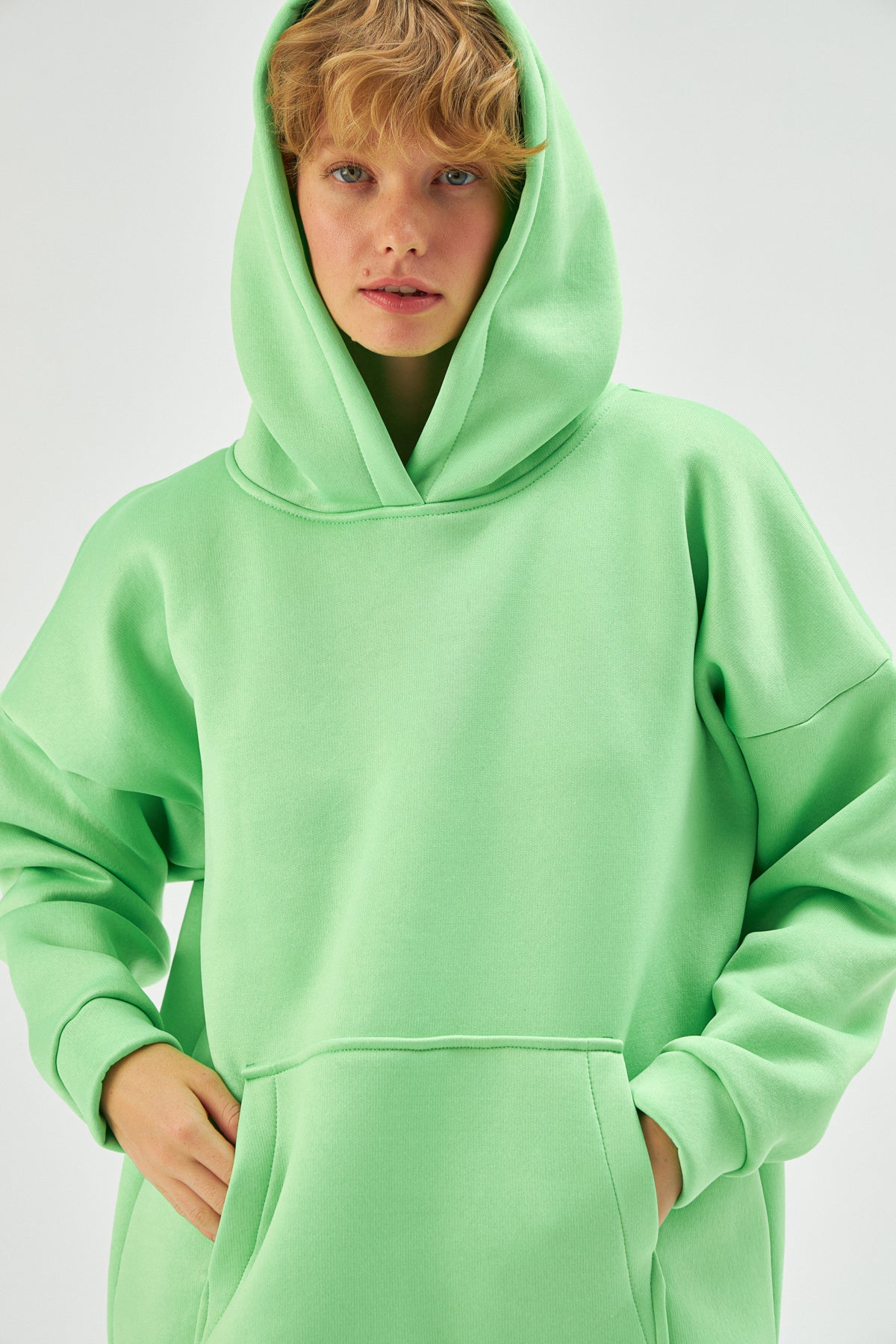 MUNI MUNI -  Oversize Neon Hoodie - neon green