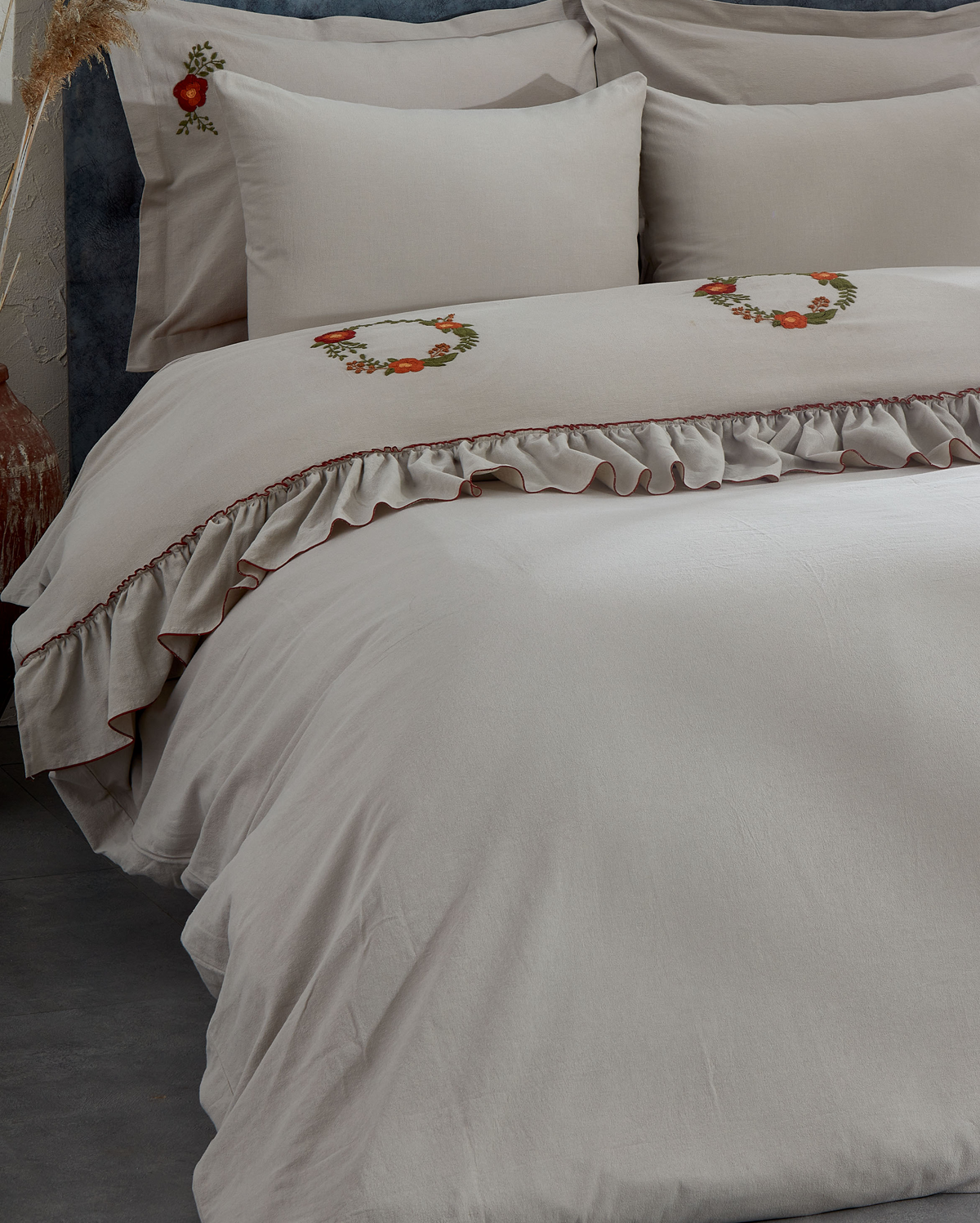 Embroidered Duvet Cover Set - Beige