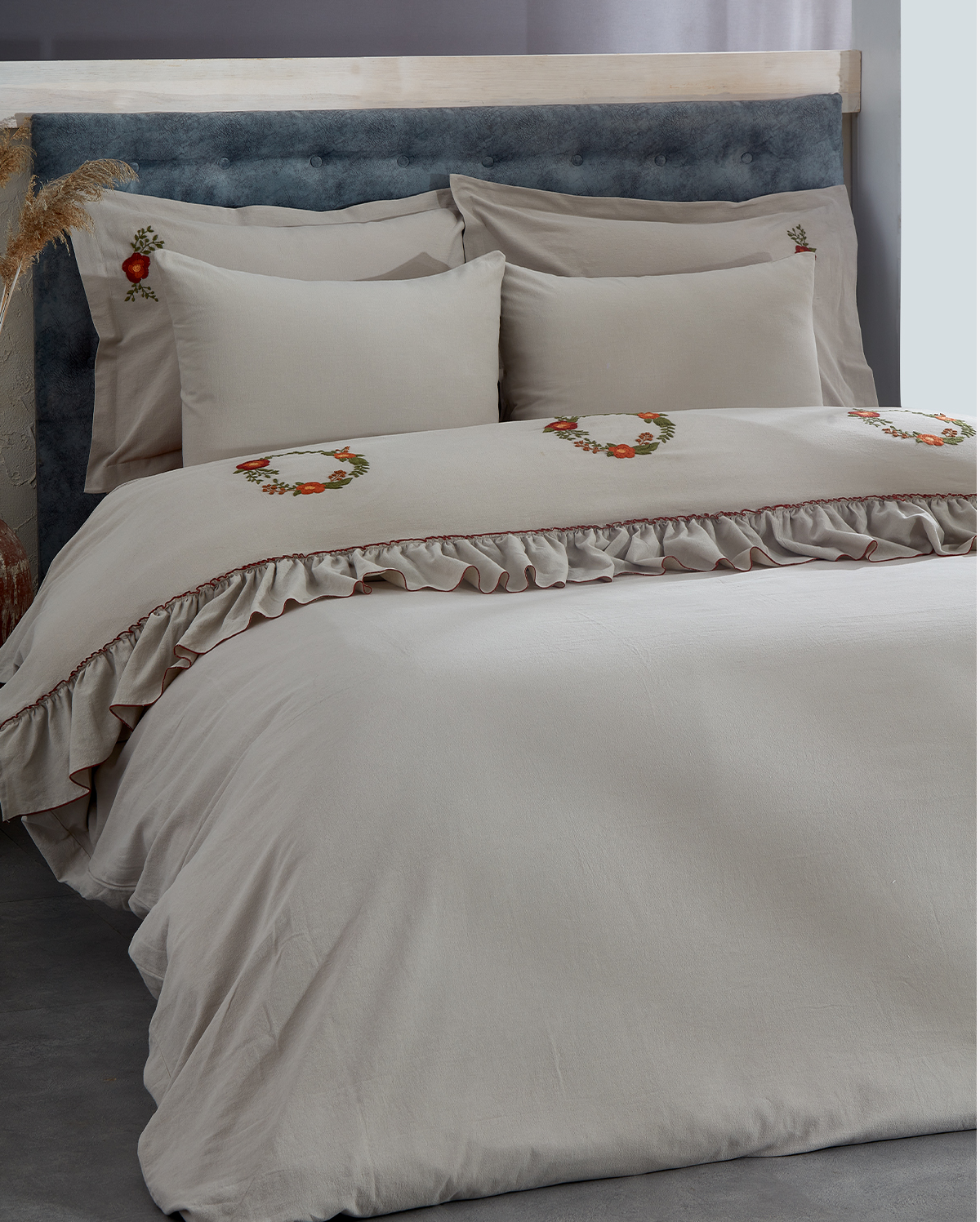 Embroidered Duvet Cover Set - Beige