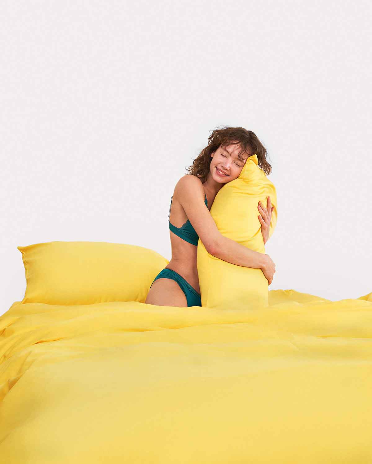 Lavish Sateen Pillowcase 2pcs - Yellow