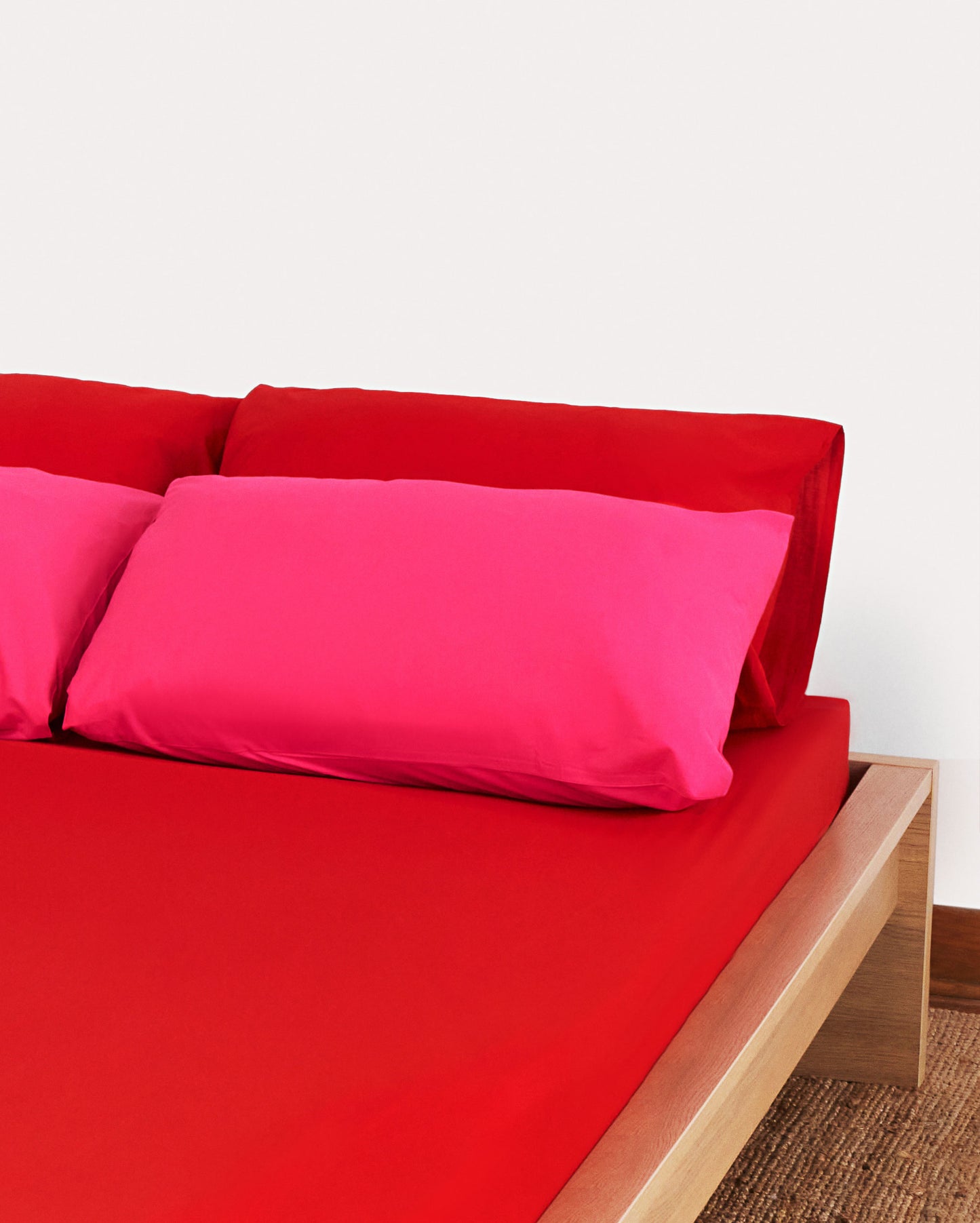 Classic Percale Fitted Sheet - Red