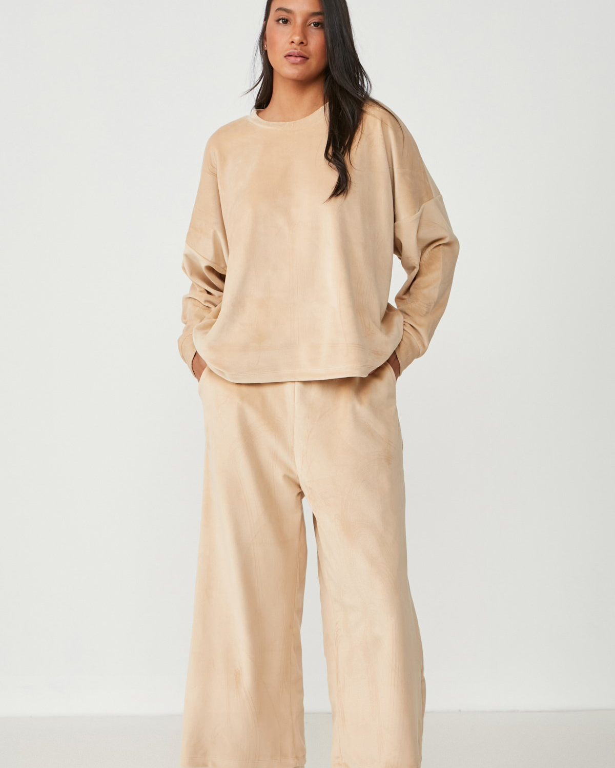 Long Sleeve Velvet Pyjama Set - Beige